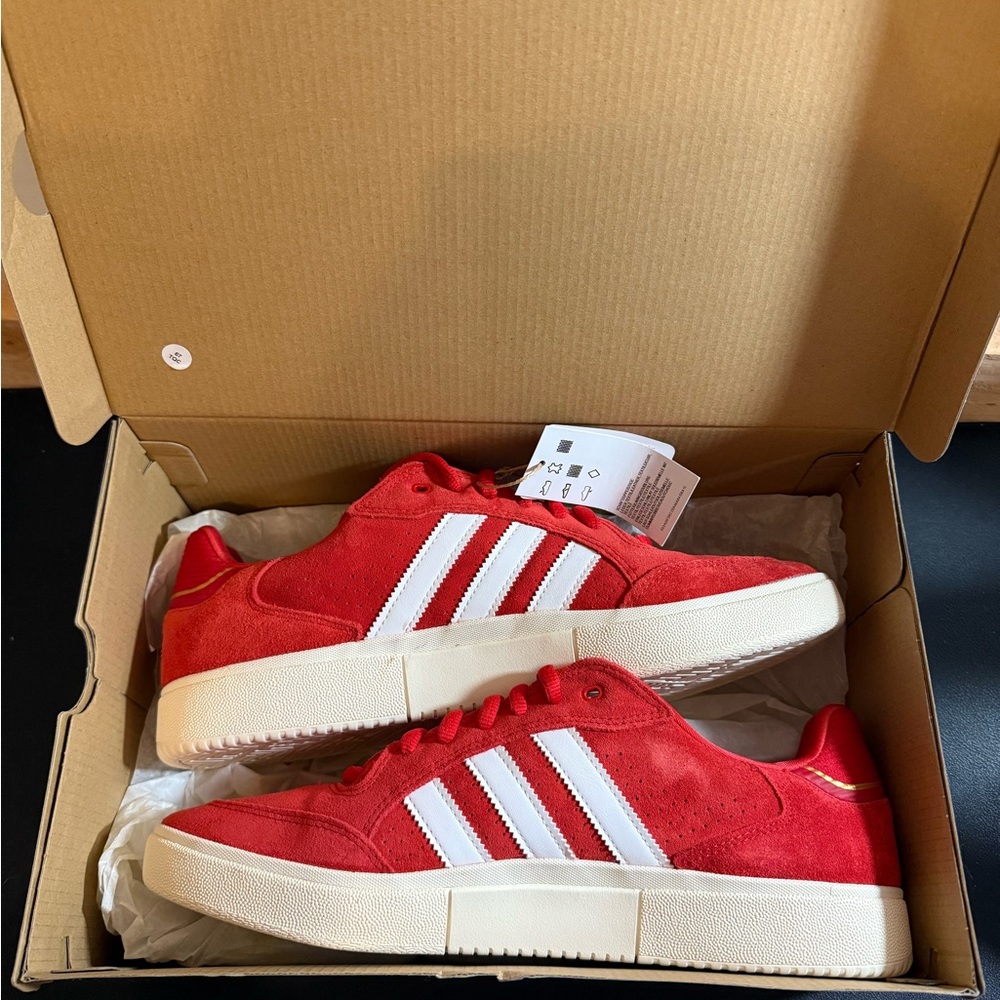 Size 12 - Adidas Tyshawn remastered Better scarlet - Picture 6 of 9